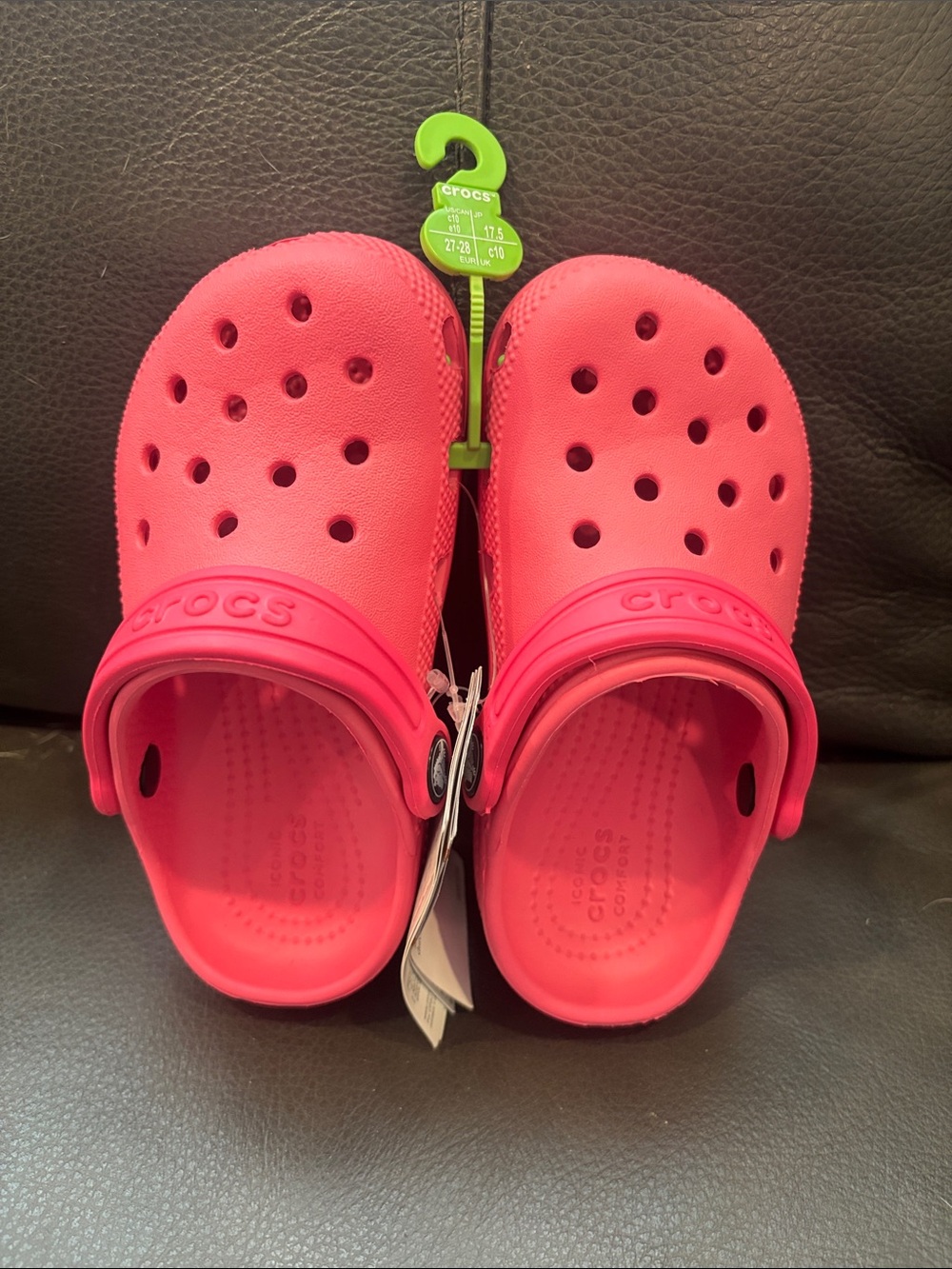 Classic Crocs Little Kids Size C10 in Pink Crush * NEW *